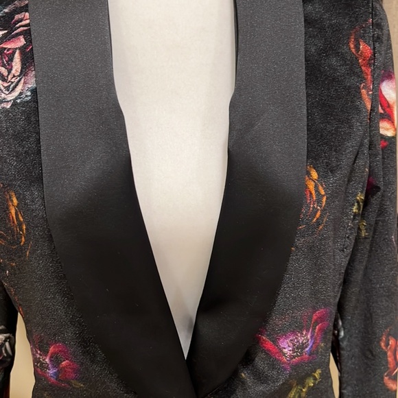Mason’s Black Floral Blazer Jacket - Picture 2 of 11